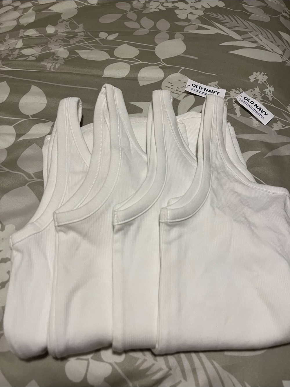 Set of 4 Old Navy White Ribbed Tank Top Multipack - Scoop Neck Basics
